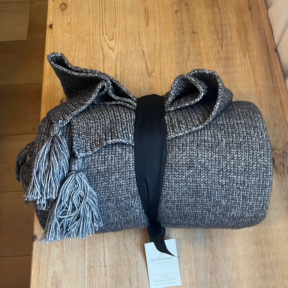 NWT Grey Hearth and Hand throw blanket with tassels.